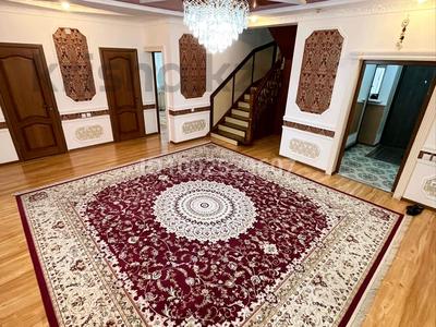 Отдельный дом · 7 комнат · 350 м², Жумыскер 2 за 400 000 〒 в Атырау