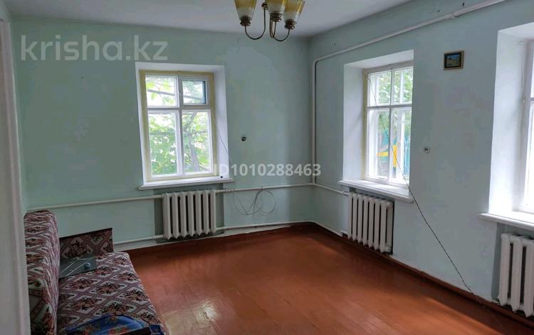 Отдельный дом · 2 комнаты · 70 м² · 7 сот., Калжеша Жаркымбекова 32 — Абая за 4.5 млн ₸ в Каратау — фото 2