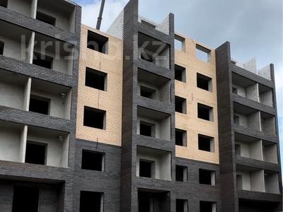 1-комнатная квартира · 32.1 м² · 6/7 этаж, Аманжолова 16 за ~ 12.8 млн 〒 в Уральске