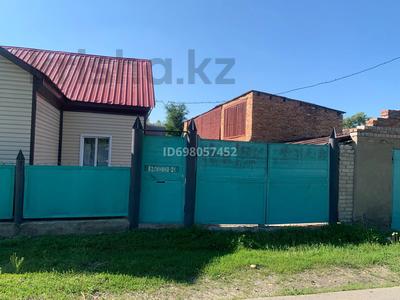 Отдельный дом · 3 комнаты · 75 м² · 16 сот., Калинина за 12.5 млн ₸ в Глубокое