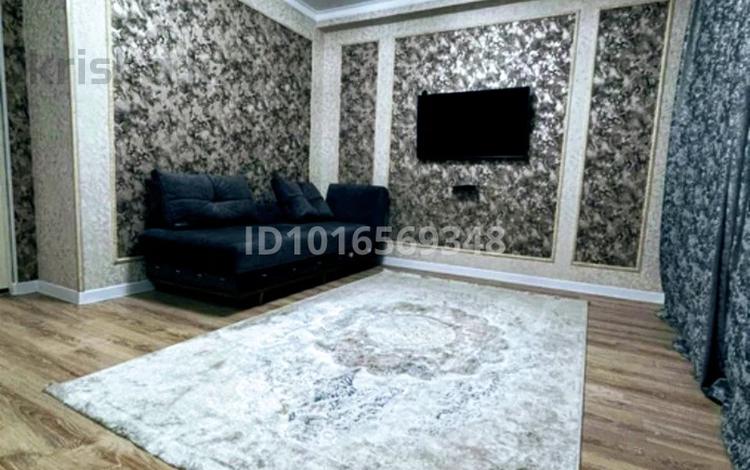 2-комнатная квартира · 61 м² · 3/3 этаж, Батырбекова 4/3 за 250 000 ₸ в Туркестане — фото 7