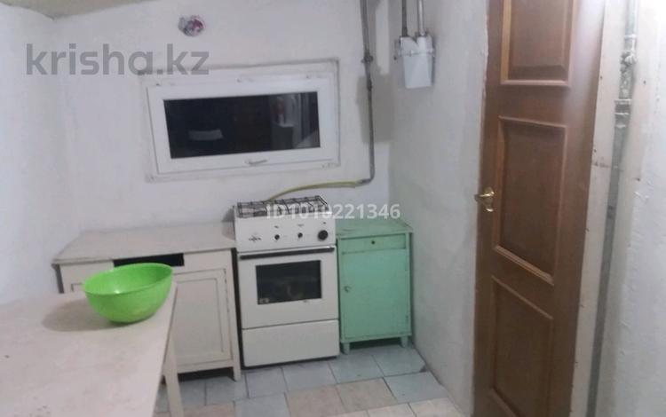 Отдельный дом · 3 комнаты · 50 м² · 8 сот., Асау барақ — 2 мектеп аялдамасы за 55 000 〒 в Актобе, мкр. Курмыш — фото 2