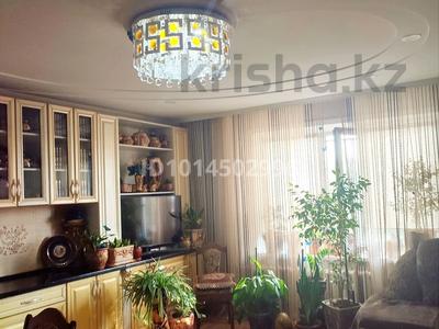 2-комнатная квартира · 54.7 м² · 8/10 этаж, 1 МИКРОРАЙОН 20 — Район КожЗавод, напротив речка и рядом лес. за 27 млн ₸ в Семее
