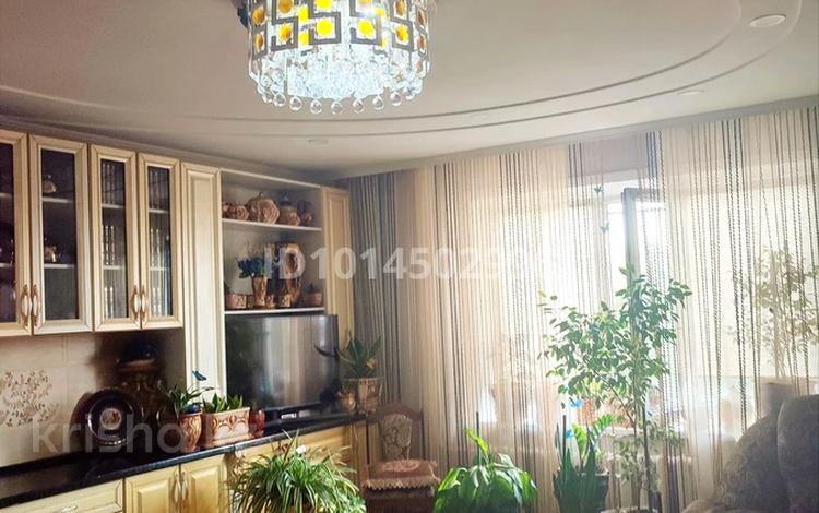 2-комнатная квартира · 54.7 м² · 8/10 этаж, 1 МИКРОРАЙОН 20 — Район КожЗавод, напротив речка и рядом лес. за 27 млн ₸ в Семее — фото 2