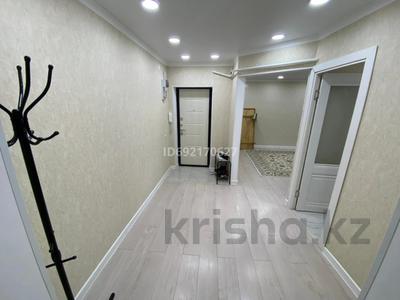 3-комнатная квартира, 61 м², 2/10 этаж, мкр 8 6-1 — Абулхаир хана-101стрелковой бригады за 30 млн 〒 в Актобе, мкр 8