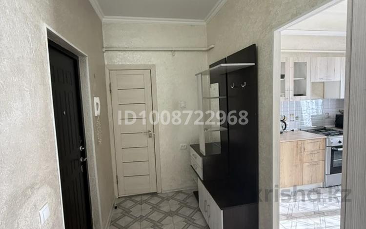 1-комнатная квартира · 40 м² · 1/9 этаж, мкр Таугуль-2 6 — Мкр Таугуль-2, дом 6 за 270 000 ₸ в Алматы, Ауэзовский р-н — фото 2