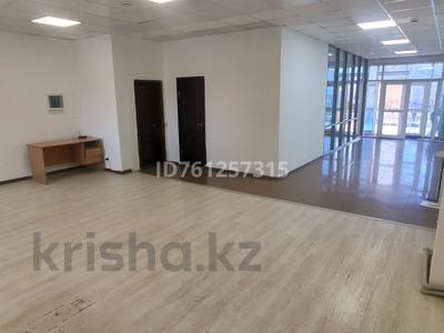 Свободное назначение, офисы, магазины и бутики, салоны красоты, медцентры и аптеки, образование, развлечения, кабинеты и рабочие места, студии · 94 м² за 550 000 〒 в Астане
