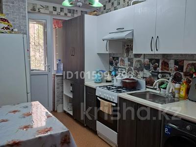 2-бөлмелі пәтер · 52.1 м² · 3/5 қабат, мкр Акжайык 69/7 — улица Тулеметова сзади аптеки Мурат-Фарм и магазина Арзан, бағасы: 25 млн ₸ в Шымкенте, Абайский р-н