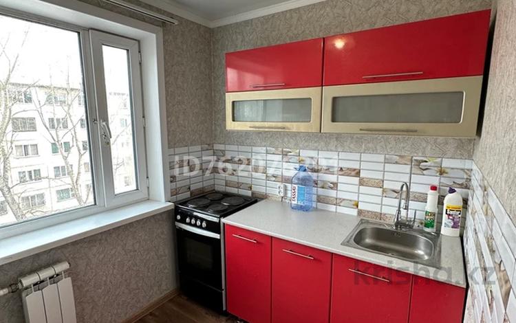 2-бөлмелі пәтер · 44 м² · 4/5 қабат, Абая 78, бағасы: 8.5 млн 〒 в Темиртау — фото 2