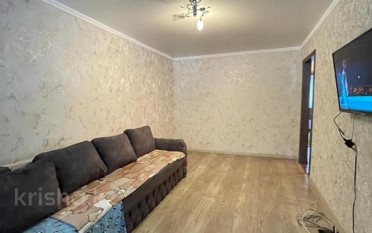 3-комнатная квартира · 58 м² · 1/5 этаж, Ауэзова за 20.5 млн ₸ в Петропавловске — фото 2