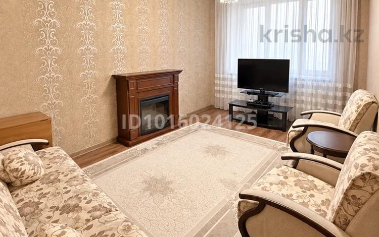 2-комнатная квартира · 58 м² · 2/9 этаж, мкр Аксай-4 25 — Улица Момышулы пересечение Жубанова за 300 000 ₸ в Алматы, Ауэзовский р-н — фото 2