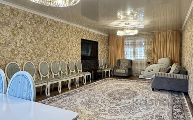 Отдельный дом · 5 комнат · 400 м² · 10 сот., Абылай хана за 150 млн ₸ в Астане — фото 2