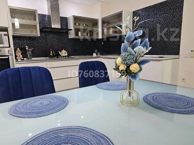 Аренда квартир в Атырауской обл.: 2-комнатная квартира · 110 м² · 3/9 этаж, Адмирала Владимирского 7Б — Роддом за 350 000 〒 2-комнатная квартира · 110 м² · 3/9 этаж, Адмирала Владимирского 7Б — Роддом за 350 000 〒 в Атырау, мкр Авангард-4