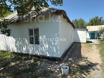 Отдельный дом · 4 комнаты · 53 м² · 52 сот., Мухамадиева 109 — Абайская обл, Алаколь озеро за 15 000 ₸ в Кабанбай