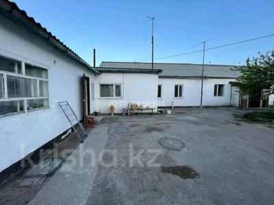 Отдельный дом · 3 комнаты · 60 м² · 6 сот., Дружбы 14 — Абайская трасса за 26 млн 〒 в Семее