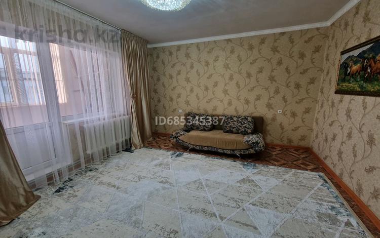 3-комнатная квартира · 65 м² · 5/5 этаж, Мкр.Мерей 12 за 13 млн 〒 в  — фото 4