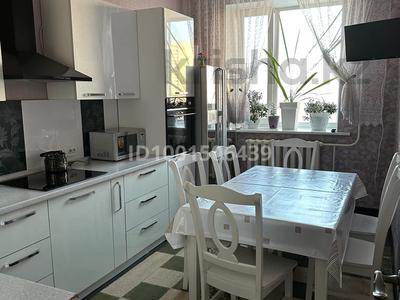 3-комнатная квартира · 85 м² · 5/9 этаж, Брусиловского 5 за 350 000 〒 в Астане, р-н Байконур