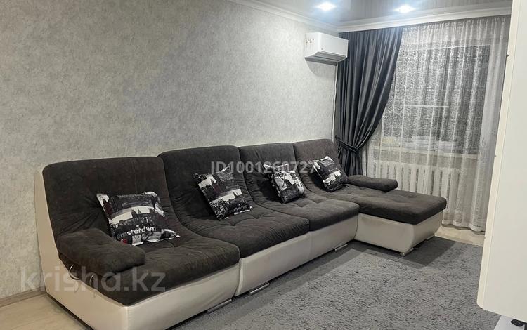 3-комнатная квартира · 50 м² · 5/5 этаж, мкр Юго-Восток Республики 30 за 19.3 млн ₸ в Караганде, Казыбек би р-н — фото 14