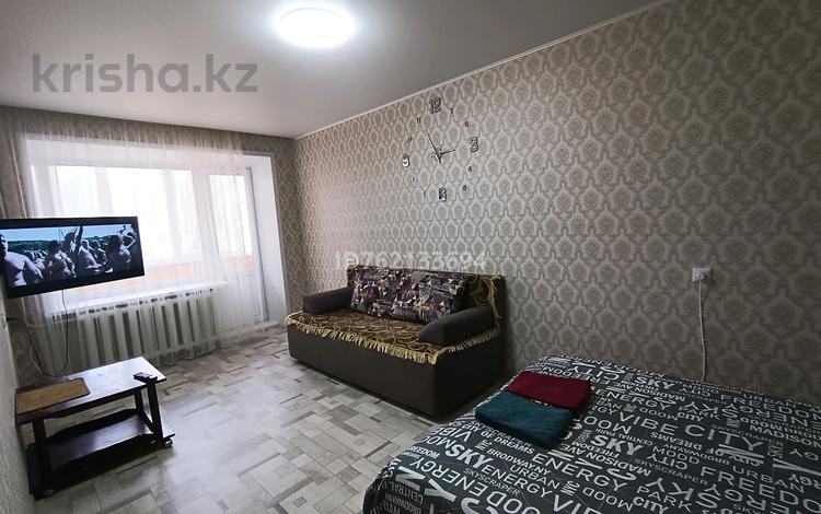 1-бөлмелі пәтер · 30 м² · 2/5 қабат, 4 мик — Супермаркет family"Супермаркет Солнечный школа номер 4 беговая дорожка для занятия спортом тренажёры. Мебельный магазин аптеки., бағасы: 150 000 ₸ в Лисаковске — фото 21