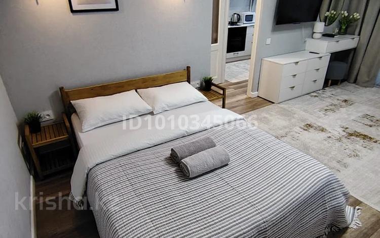 1-комнатная квартира · 35 м² · 1/4 этаж, Кайсенова 88 — Угол улицы Пермитина, левый берег Ульбы. за 21 500 ₸ в Усть-Каменогорске — фото 3