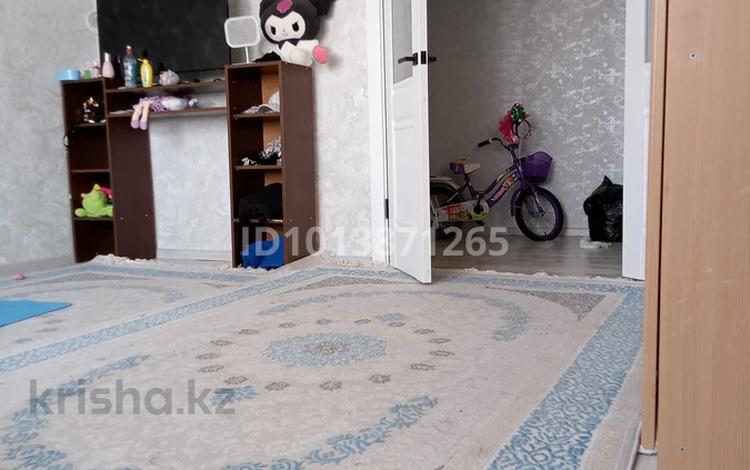 2-комнатная квартира · 65 м² · 5/5 этаж, мкр. Зачаганск пгт — район Монкеулы, 2-х ком квартира, улучщенная планировка, не углавая за 19 млн ₸ в Уральске — фото 2