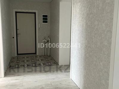 4-комнатная квартира · 147 м² · 6/6 этаж, мкр Женис 32/1 за 56.8 млн 〒 в Уральске