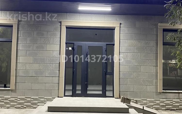 1 бөлме · 80 м² · 1 қабат, Самал-3 ш/а. 13 — Естемес Би 13, бағасы: 220 000 ₸ в Шымкенте, Абайский р-н — фото 2