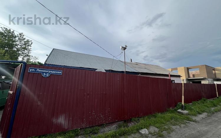 Часть дома · 3 комнаты · 60.2 м² · 3.59 сот., Ленинградская 3/2 за 22 млн 〒 в Караганде, Казыбек би р-н — фото 18