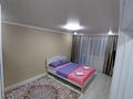 1-комнатная квартира, 35 м², 2/5 этаж посуточно, Ердена 155 за 10 000 〒 в Сатпаев