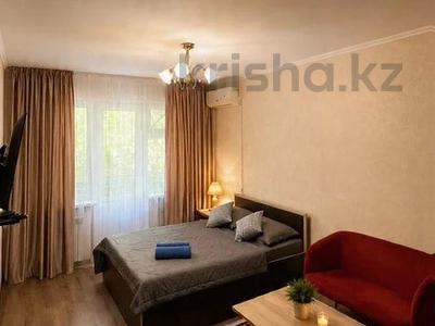 1-бөлмелі пәтер · 55 м² · 2/5 қабат, Тыныбаева 3, бағасы: 2 000 ₸ в Шымкенте, Абайский р-н