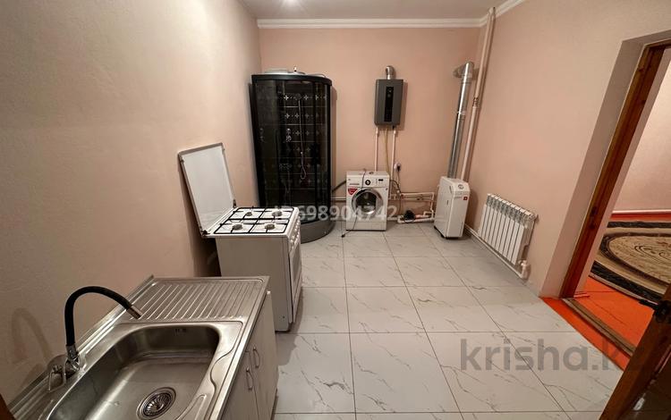 3-комнатная квартира · 60 м² · 1/1 этаж помесячно, мкр Самал-1, Самал-1 ш/а 31 — Дан остоновка.Такама аркасы