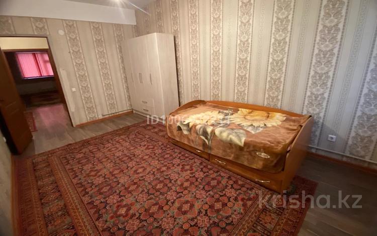 3-бөлмелі пәтер · 84 м² · 1/5 қабат, мкр Туран 979/11, бағасы: 28 млн ₸ в Шымкенте, Каратауский р-н — фото 2