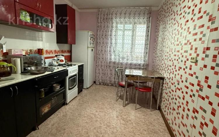 1-комнатная квартира · 40 м² · 9/10 этаж, мкр 12 — Богенбай батыр за 15.5 млн ₸ в Актобе — фото 3