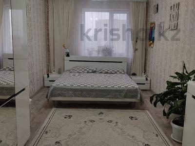 3-комнатная квартира · 100.5 м² · 8/9 этаж, мкр 12 за 29 млн 〒 в Актобе