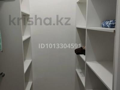 1-комнатная квартира · 52 м² · 4/10 этаж, мкр Женис 40 за 150 000 ₸ в Уральске