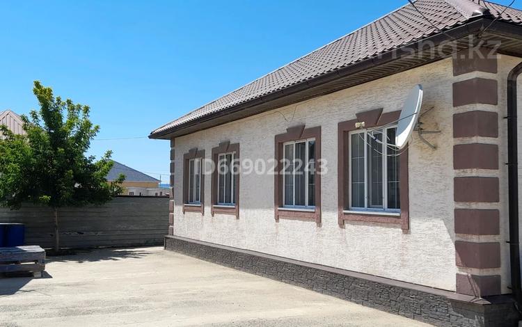 Отдельный дом · 5 комнат · 204 м² · 12 сот., мкр Сарыкамыс, 3 — Мкр. Оркен, сразу через дорогу после мкр. Саркамыс за 30 млн 〒 в Атырау — фото 2