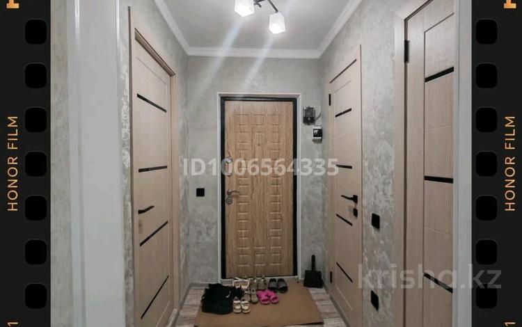 1-комнатная квартира · 36 м² · 1/5 этаж, Ряхова за 100 000 ₸ в Актобе, мкр. Курмыш — фото 2