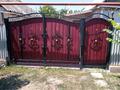 Отдельный дом · 4 комнаты · 100 м² · 7 сот., Крылова 35 — 48 школа за 15 млн ₸ в Мерке
