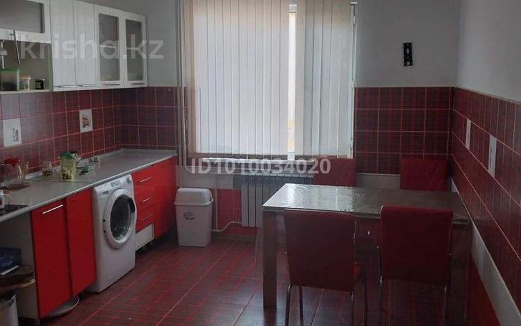3-бөлмелі пәтер · 98 м² · 9/16 қабат, мкр. Алмагуль 22, бағасы: 27 млн ₸ в Атырау — фото 2