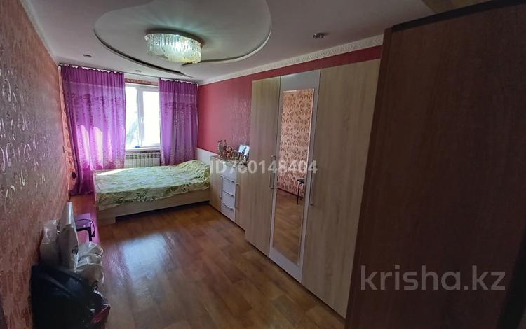 3-бөлмелі пәтер · 58 м² · 5/5 қабат, 8-й микрорайон, Мангельдина 36 А, бағасы: 19 млн ₸ в Шымкенте, Туран р-н — фото 2