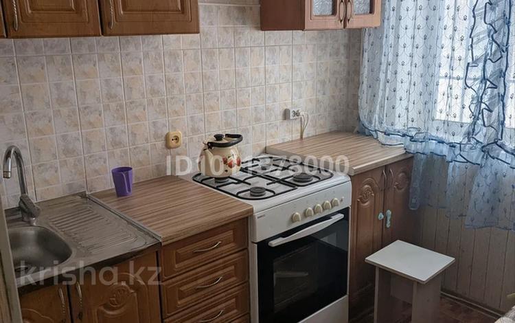 2-бөлмелі пәтер · 44 м² · 1/5 қабат, Абая 9 — Абая-Арыстанбекова, бағасы: 20 млн ₸ в Костанае — фото 2