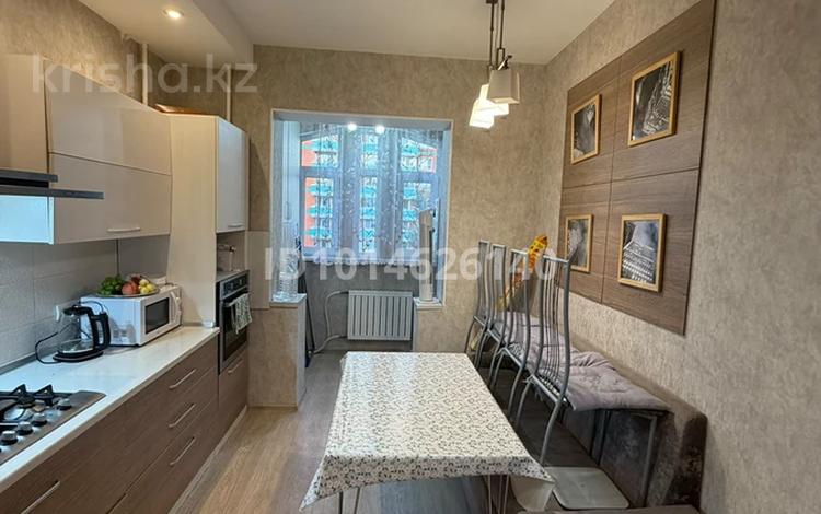 1-комнатная квартира · 37 м², Байзакова 224 — Байзакова-Жамбыла за 300 000 ₸ в Алматы, Алмалинский р-н — фото 2