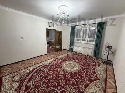 Отдельный дом · 2 комнаты · 63 м², Кургулова 26 — Дом возле роддома за 100 000 〒 в Актобе, жилой массив Жилянка
