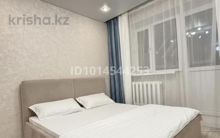 1-комнатная квартира · 50 м² · 3/10 этаж, мкр 8, Жубанова 285д — Жубанов университет-Алтай-хлебкомбинат за 2 000 ₸ в Актобе — фото 2