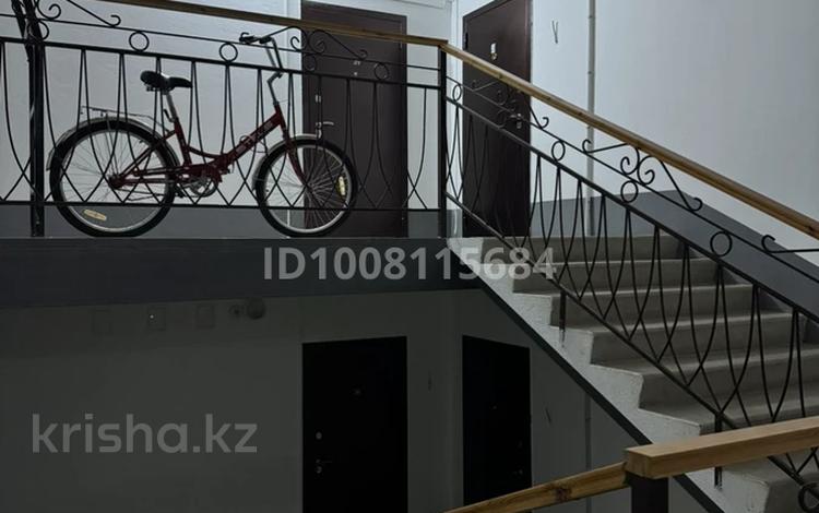 2-бөлмелі пәтер · 92 м² · 5/5 қабат, Алтын орда ш/а., Батыс 2 9/5 к2 — Мангілік ел/ х.Досмухамедұлы, бағасы: 220 000 ₸ в Актобе, мкр. Алтын орда — фото 2