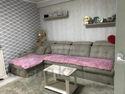 2-комнатная квартира, 60 м², 5/5 этаж, мкр №11 37 за 39.5 млн 〒 в Алматы, Ауэзовский р-н