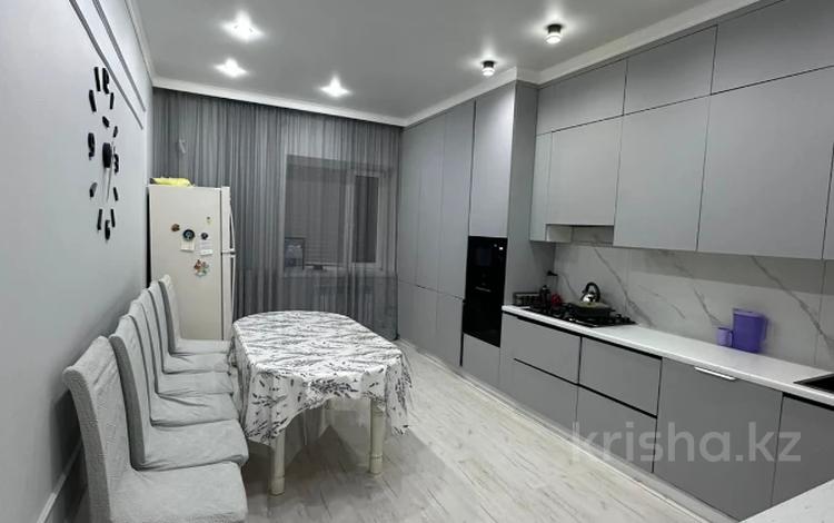 4-комнатная квартира · 162 м² · 3/5 этаж, мкр. Алтын орда за 59 млн ₸ в Актобе — фото 2
