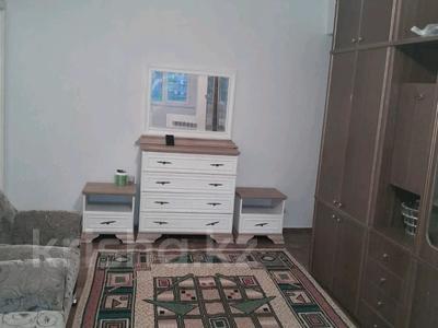 2-комнатная квартира · 44 м² · 4/5 этаж · помесячно, проспект Республики 25 б за 140 000 〒 в Шымкенте, Аль-Фарабийский р-н