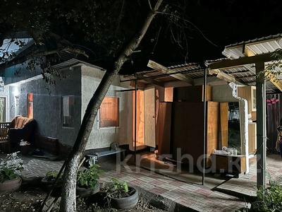 Часть дома · 1 комната · 18 м² · 8 сот., Маметова — Район учительских домов за 30 000 ₸ в Каргалы (п. Фабричный)