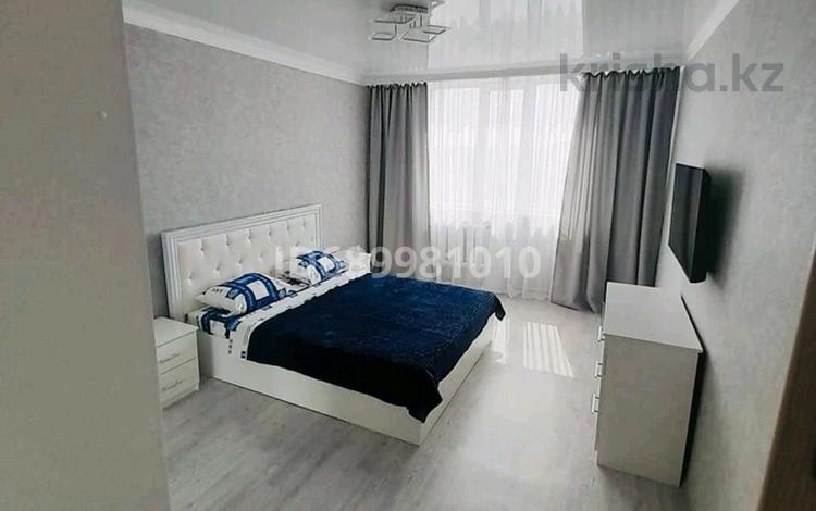 2-комнатная квартира · 56 м² · 9/9 этаж, 5 микрорайон за 350 000 ₸ в Аксае — фото 2